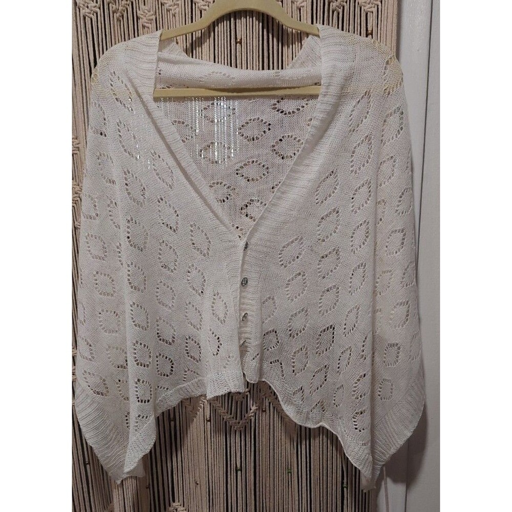 Delicate Openwork White Buttoned Scarf Light Soft